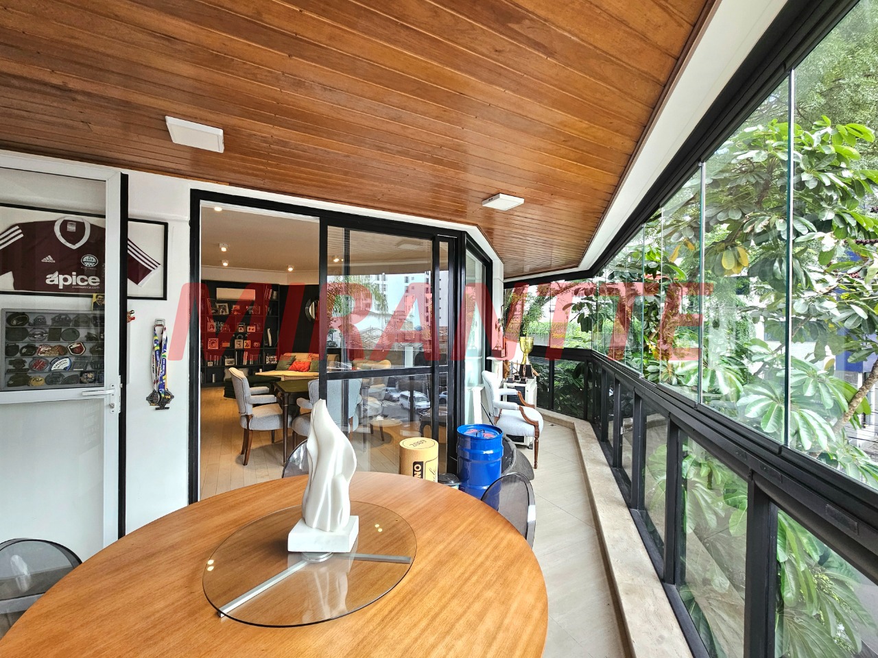 Apartamento de 176m² com 3 quartos em Jardim Paulista