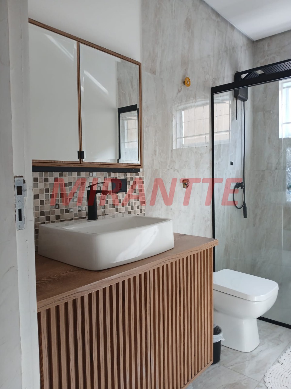 Sobrado de 192m² com 3 quartos em Casa Verde