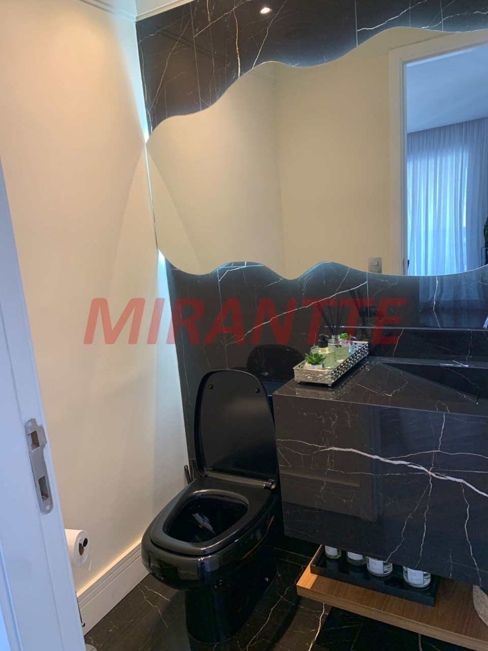 Apartamento de 148m² com 3 quartos em Santa Teresinha