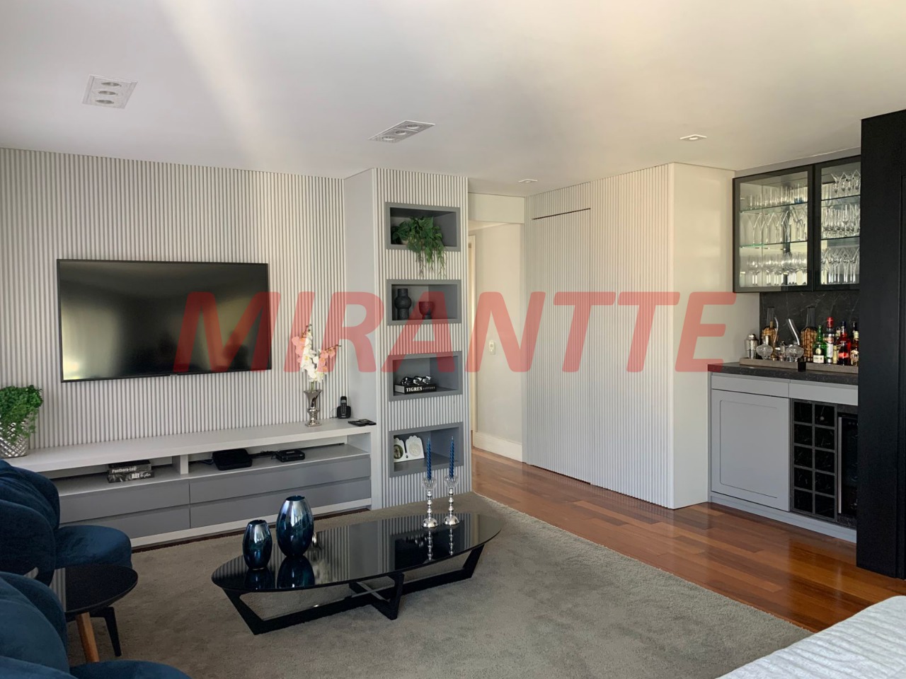 Apartamento de 148m² com 3 quartos em Santa Teresinha