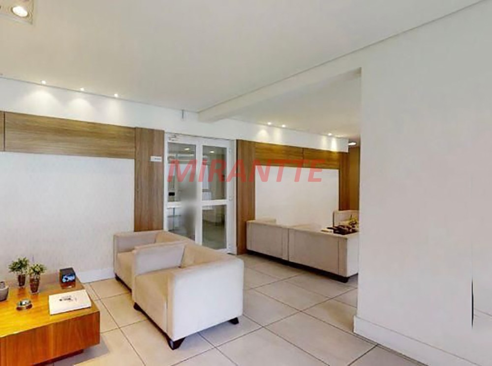 Apartamento de 56m² com 2 quartos em Vila Galvão