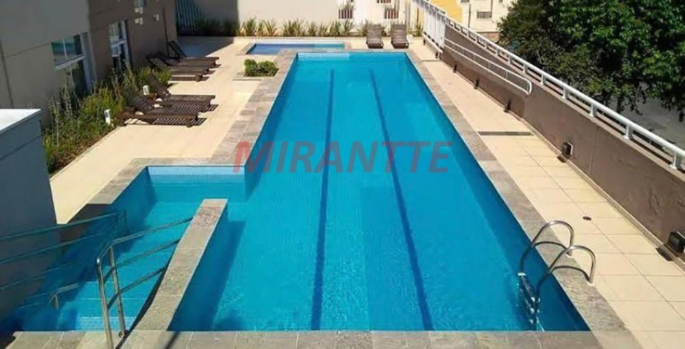 Apartamento de 56m² com 2 quartos em Vila Galvão