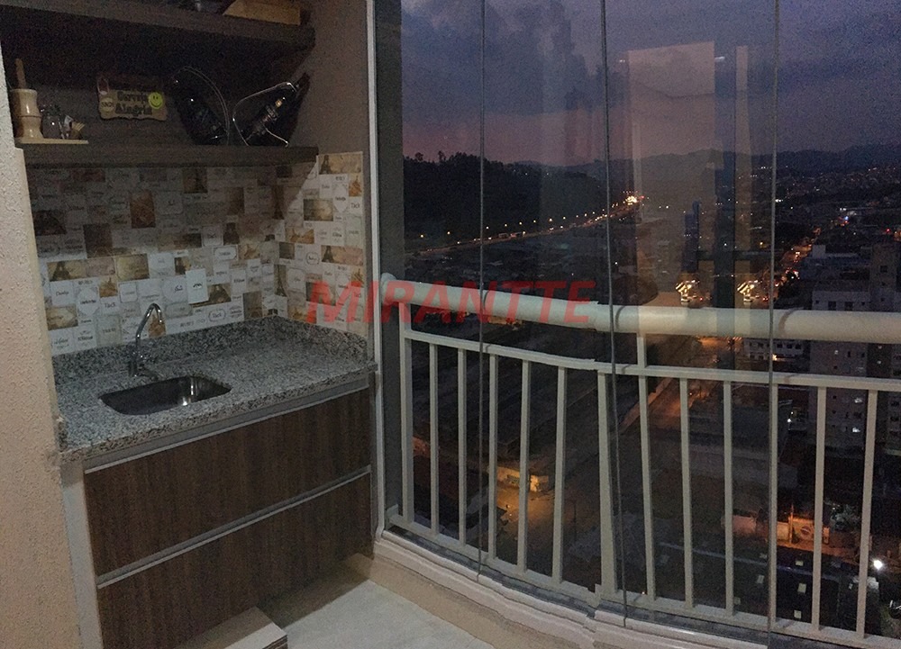 Apartamento de 56m² com 2 quartos em Vila Galvão