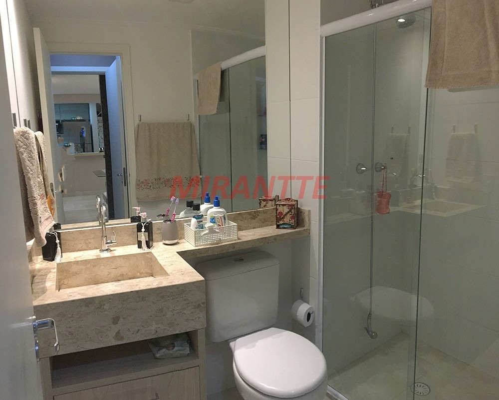 Apartamento de 56m² com 2 quartos em Vila Galvão