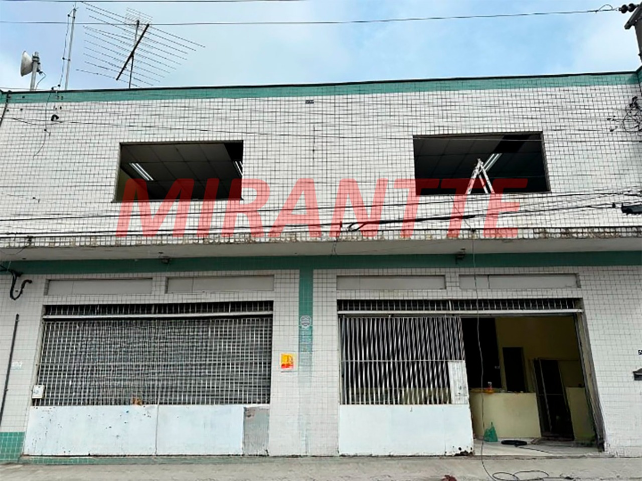 Comercial de 368m² em Jardim Munhoz