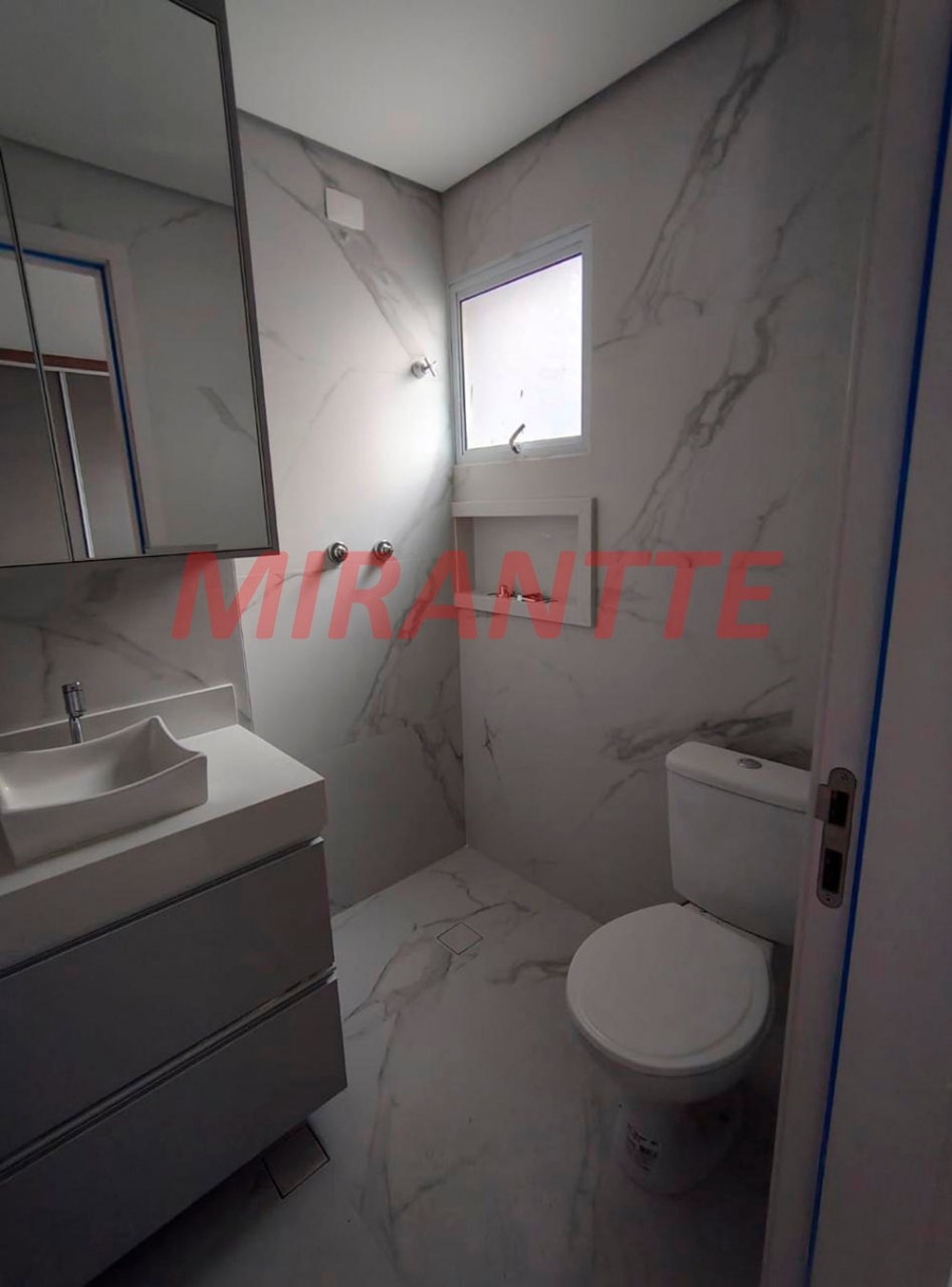 Cond. fechado de 175m² com 3 quartos em Jardim Santa Inês