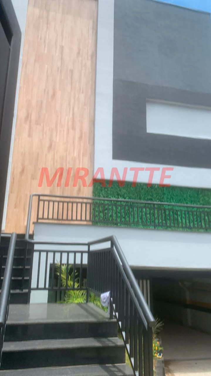 Cond. fechado de 175m² com 3 quartos em Jardim Santa Inês