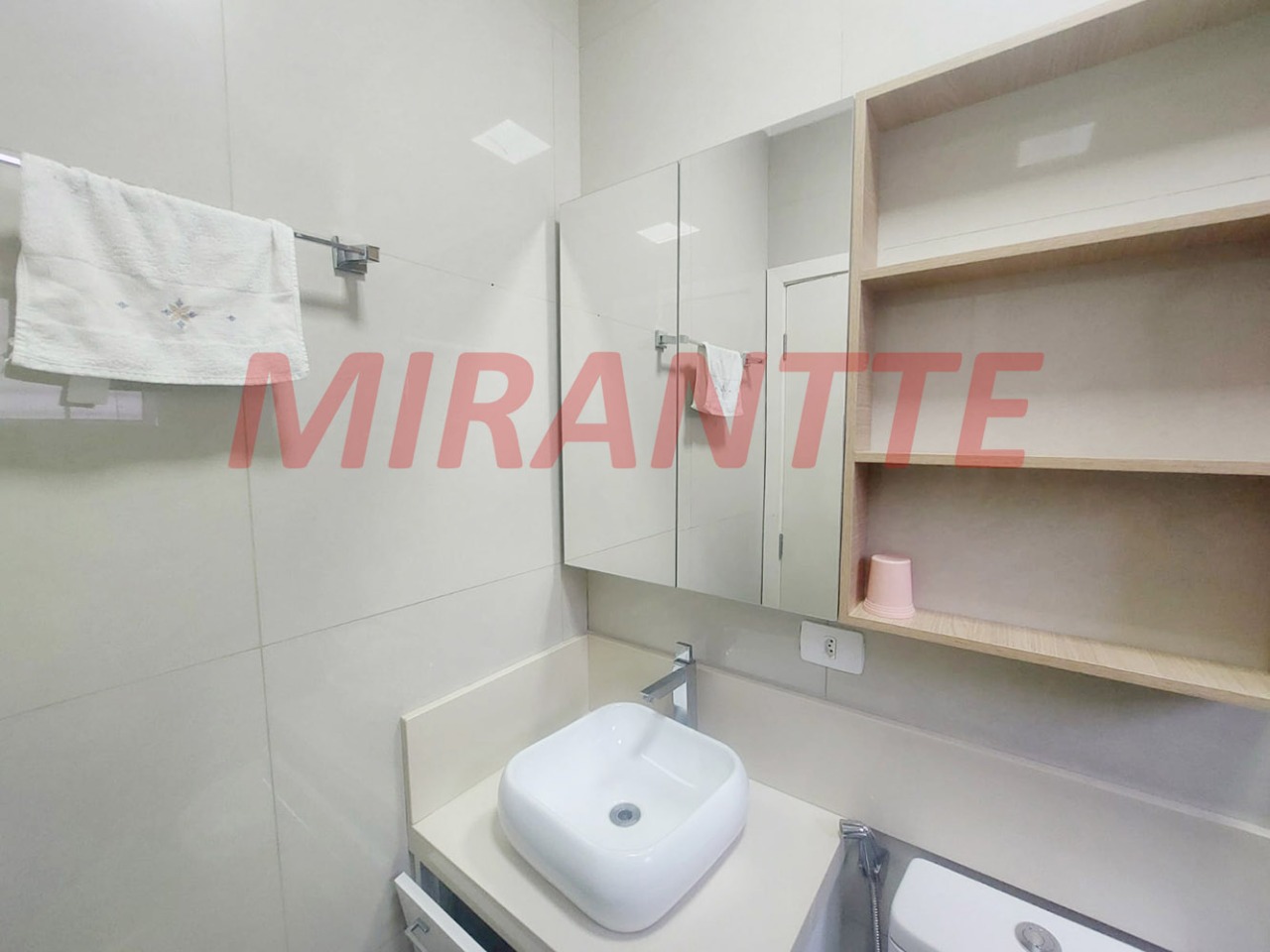 Sobrado de 169m² com 3 quartos em Vila Maria Alta