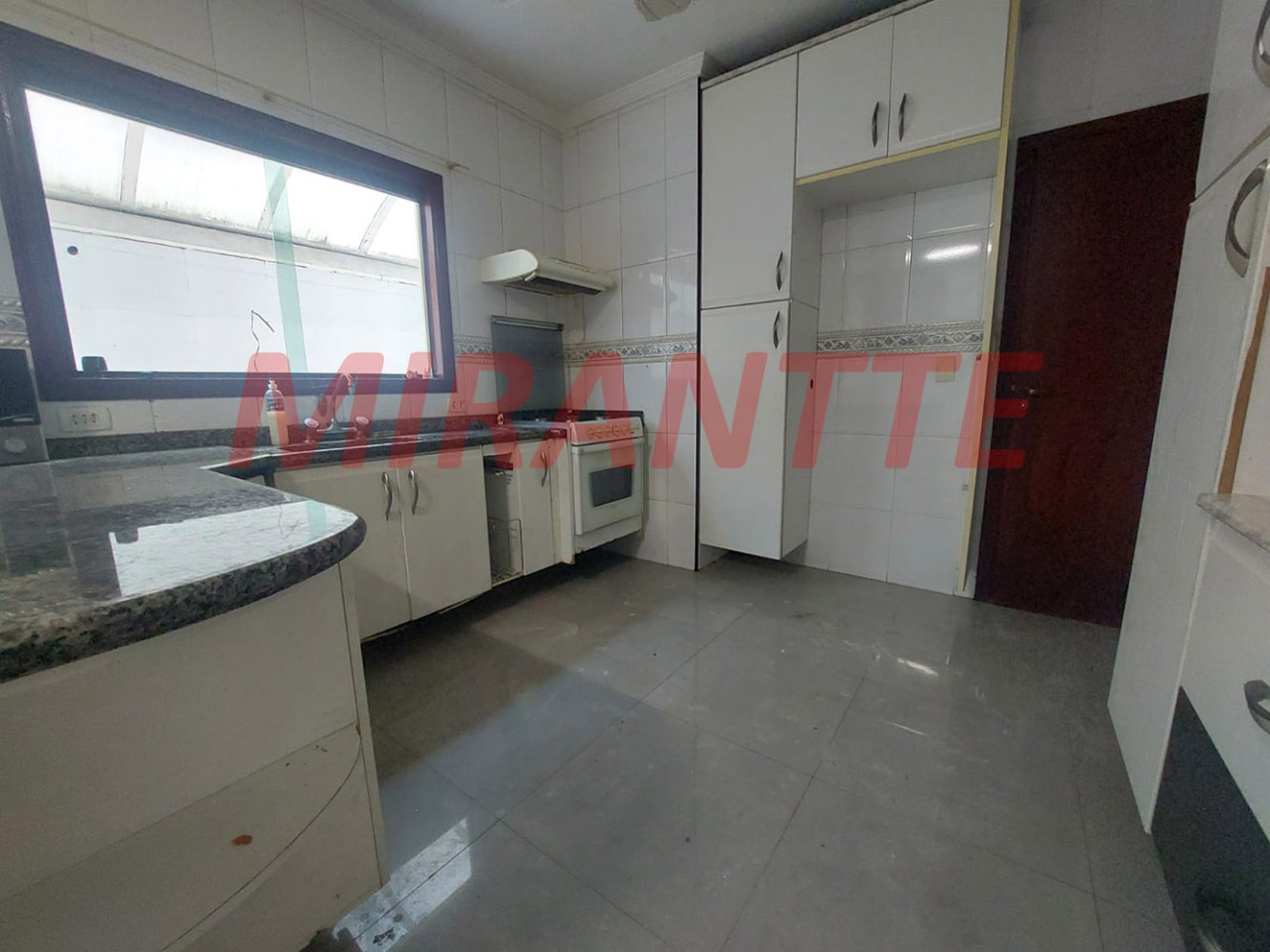 Sobrado de 232m² com 3 quartos em Vila Guilherme