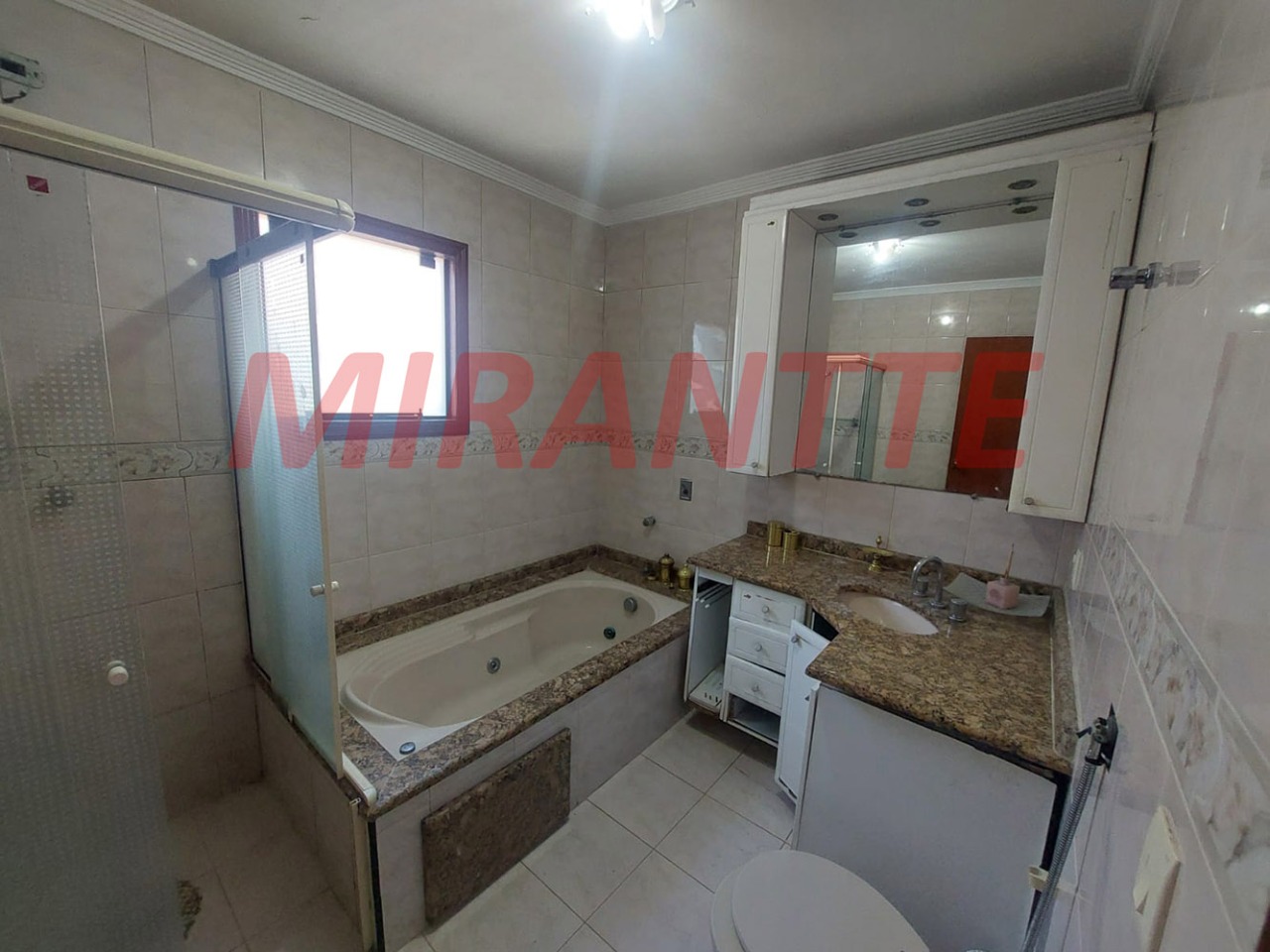 Sobrado de 232m² com 3 quartos em Vila Guilherme