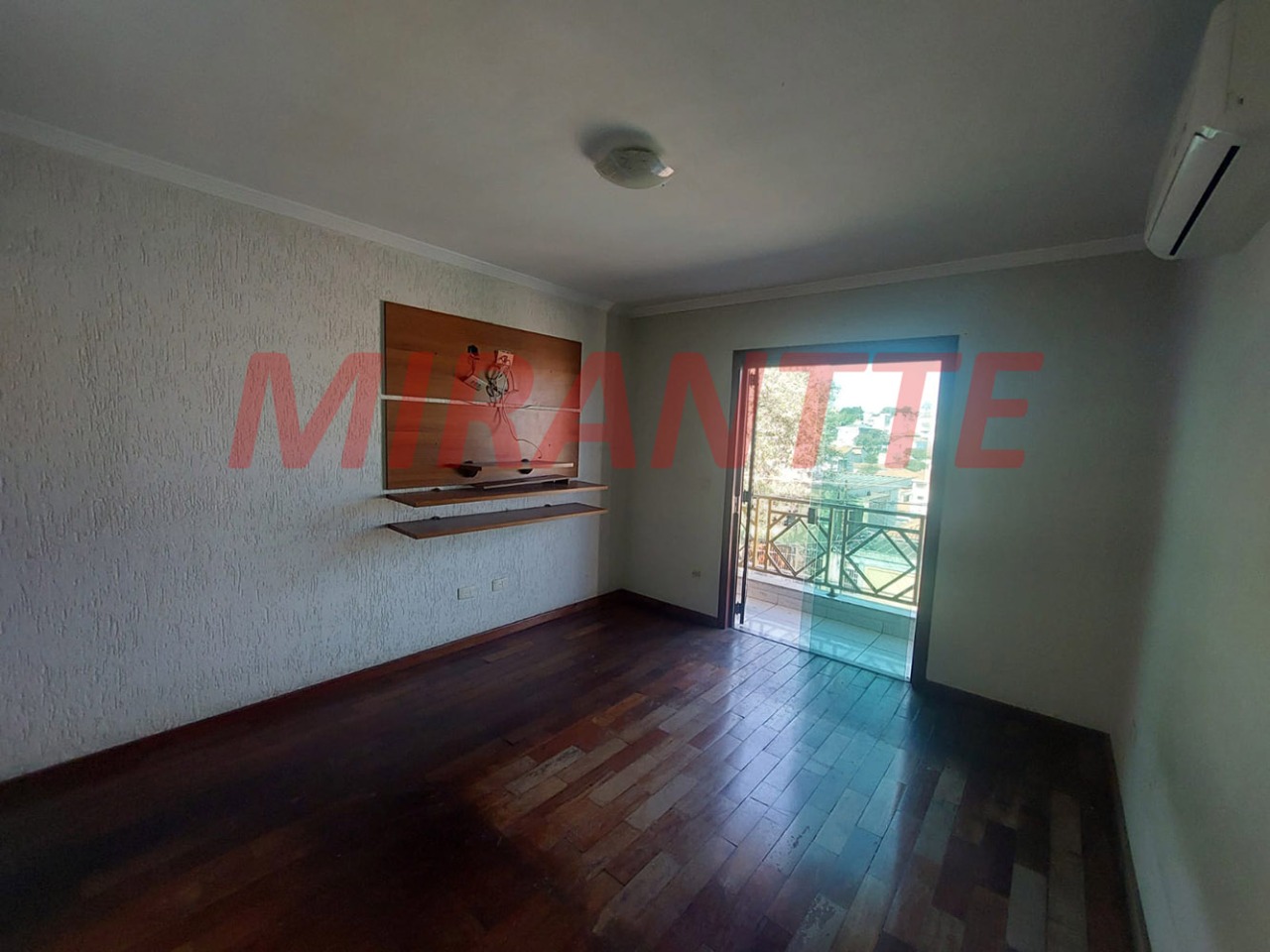 Sobrado de 232m² com 3 quartos em Vila Guilherme