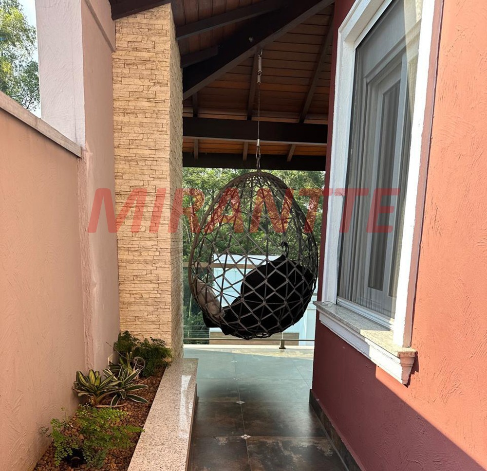 Cond. fechado de 416m² com 3 quartos em Tucuruvi