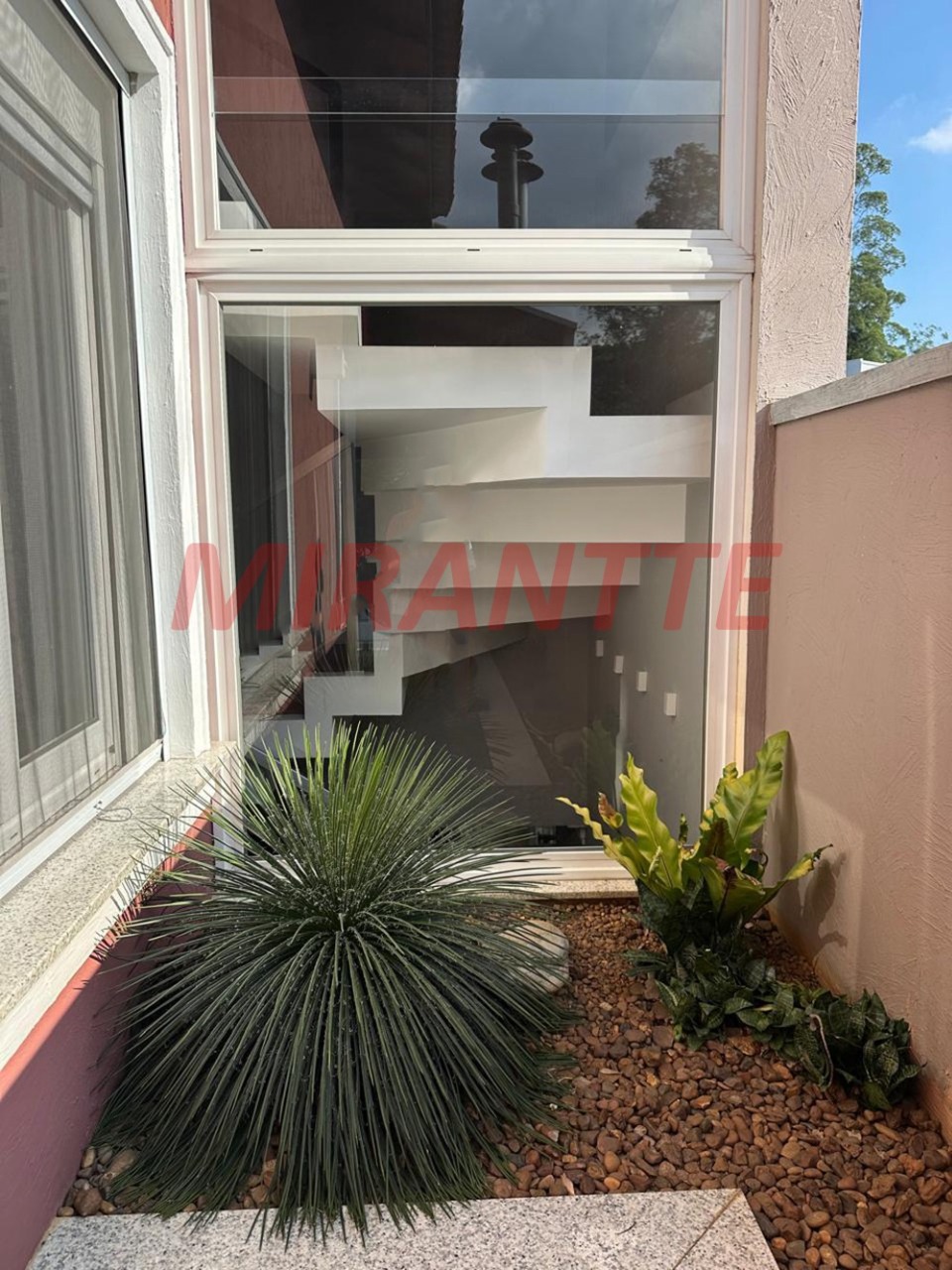 Cond. fechado de 416m² com 3 quartos em Tucuruvi