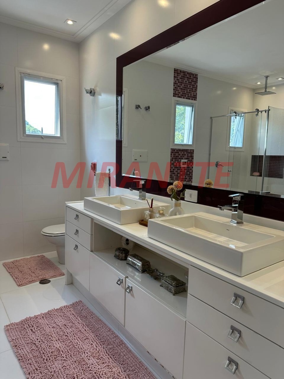 Cond. fechado de 416m² com 3 quartos em Tucuruvi