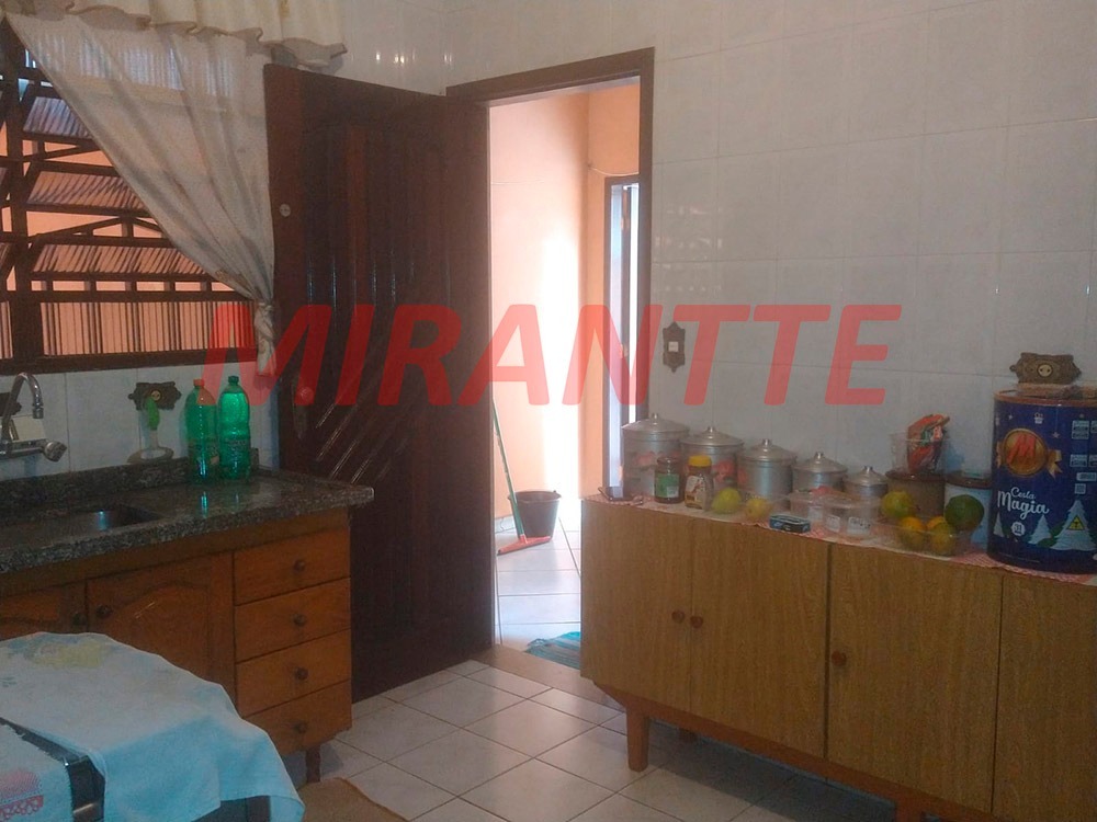 Casa terrea de 160m² com 3 quartos em Jardim Vila Galvão