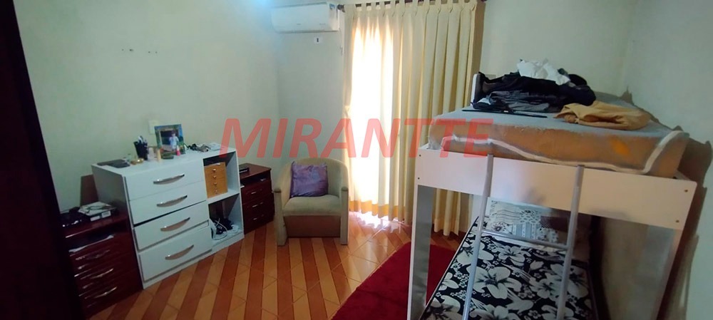 Sobrado de 75m² com 2 quartos em Jaçana