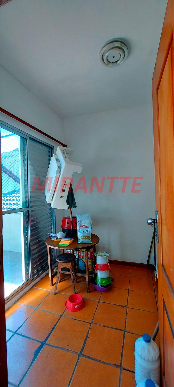 Sobrado de 220m² com 2 quartos em Vila Mazzei