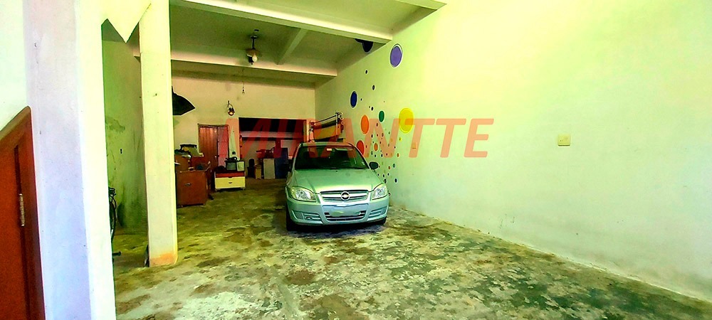 Sobrado de 220m² com 2 quartos em Vila Mazzei