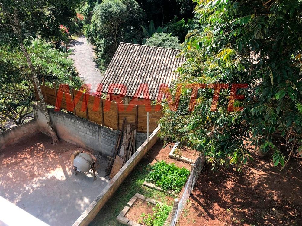 Cond. fechado de 210.31m² com 4 quartos em Caraguata