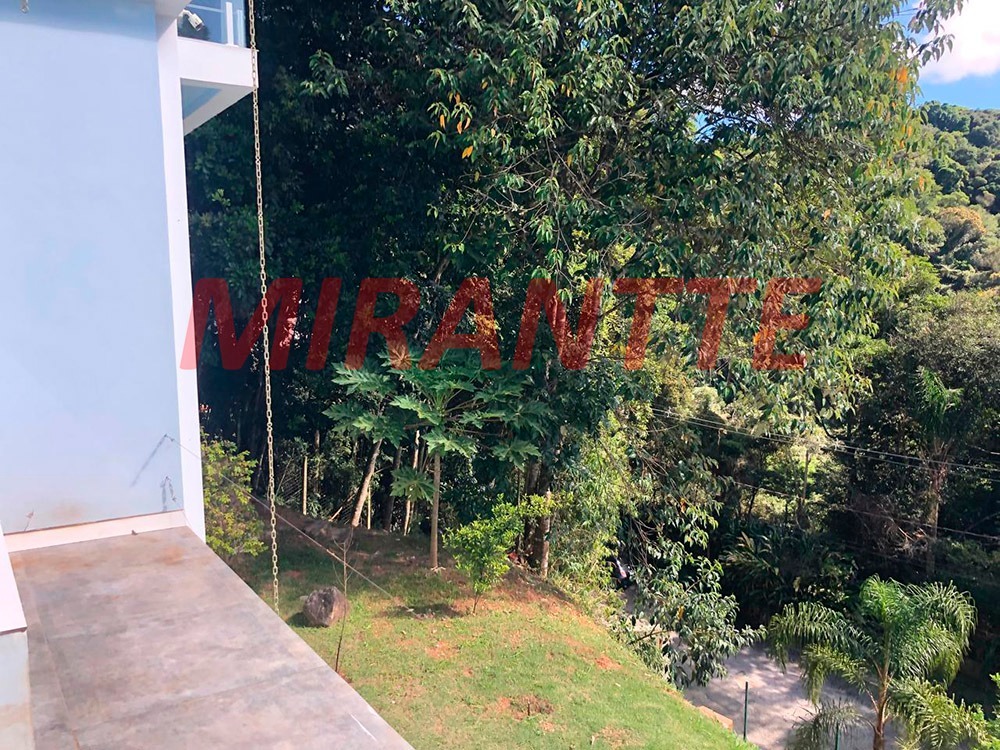 Cond. fechado de 210.31m² com 4 quartos em Caraguata