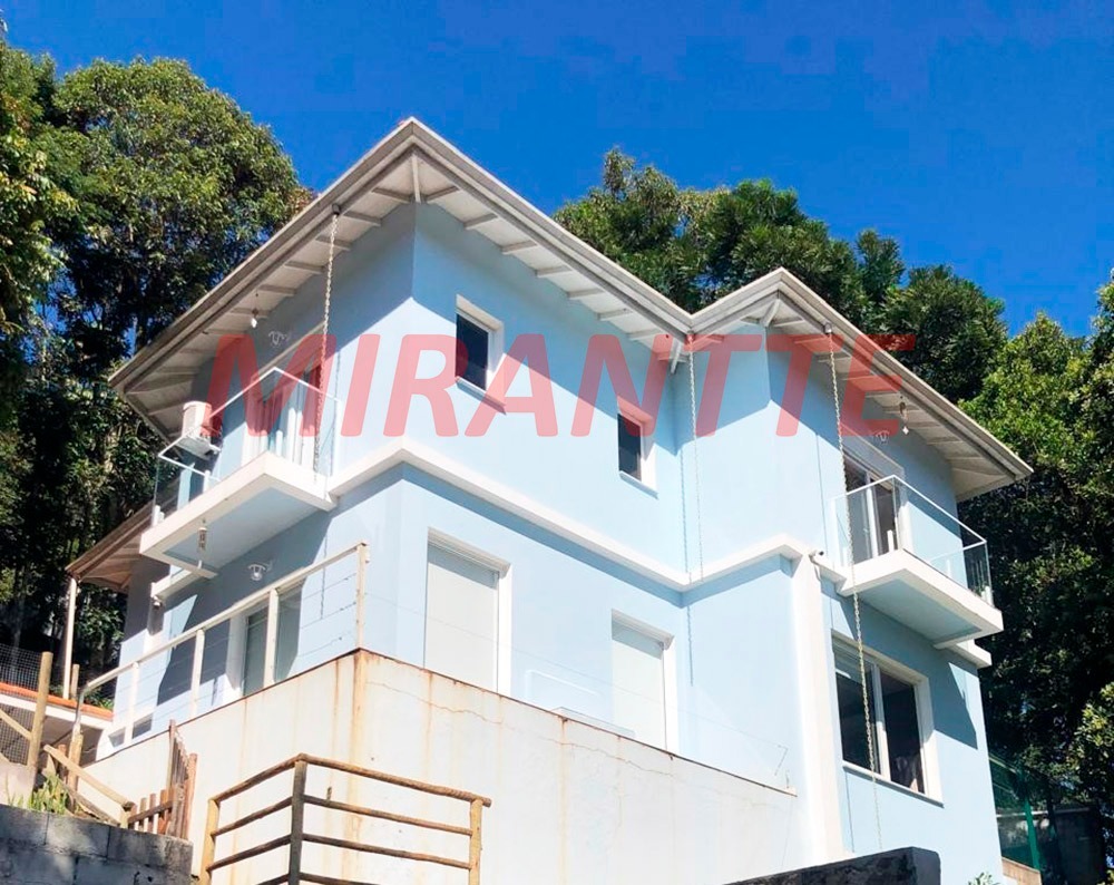 Cond. fechado de 210.31m² com 4 quartos em Caraguata