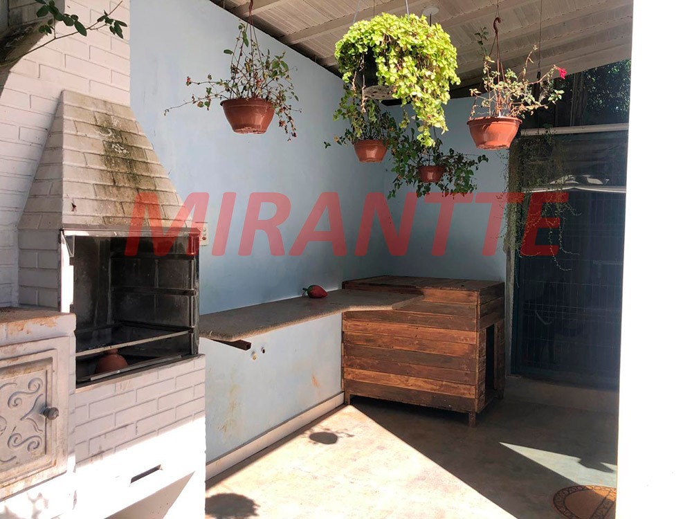 Cond. fechado de 210.31m² com 4 quartos em Caraguata