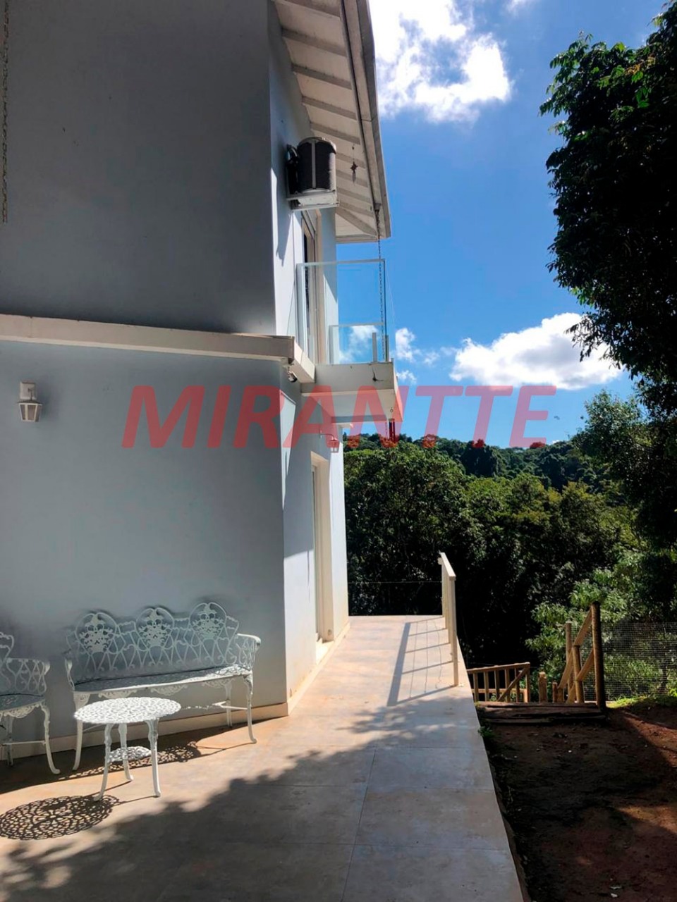 Cond. fechado de 210.31m² com 4 quartos em Caraguata