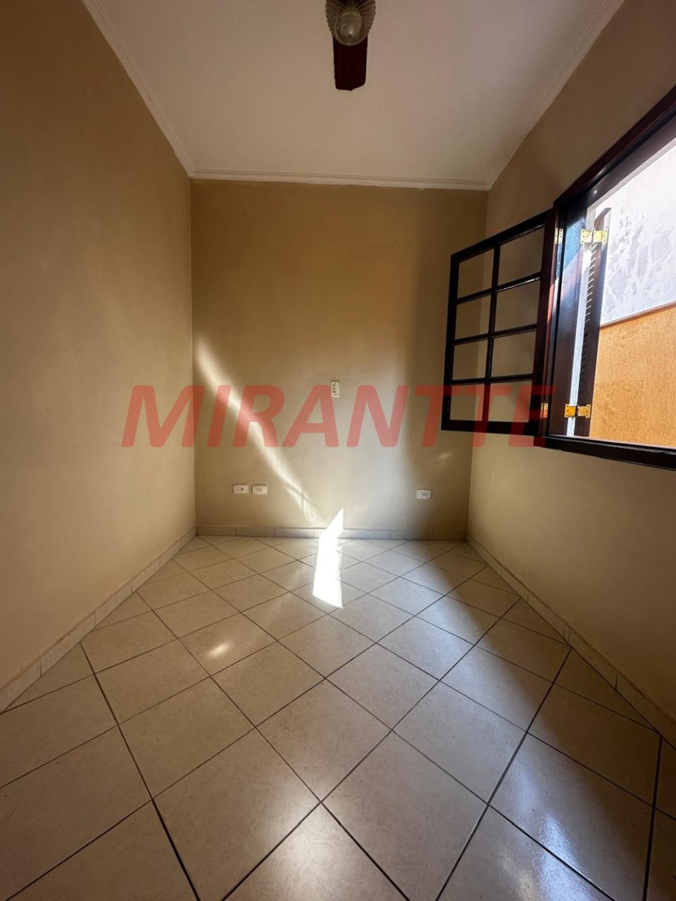 Sobrado de 150m² com 3 quartos em Vila Zat