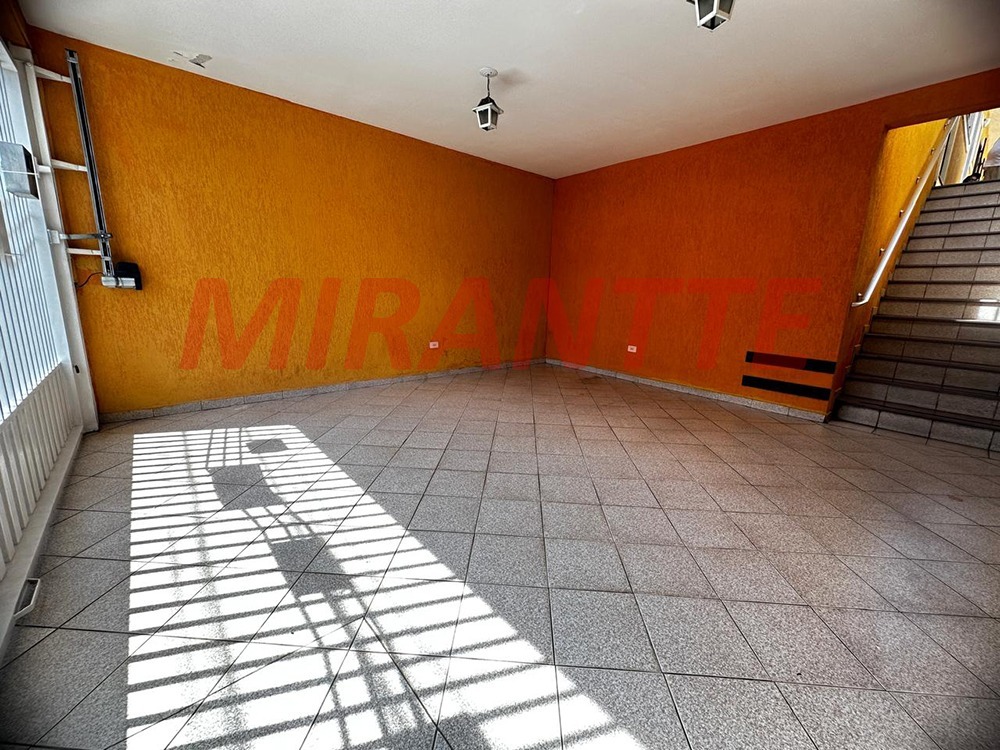 Sobrado de 150m² com 3 quartos em Vila Zat