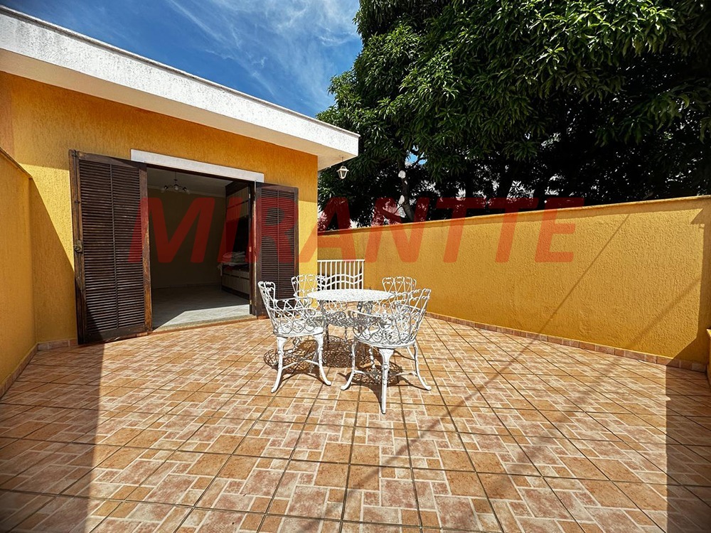 Sobrado de 150m² com 3 quartos em Vila Zat