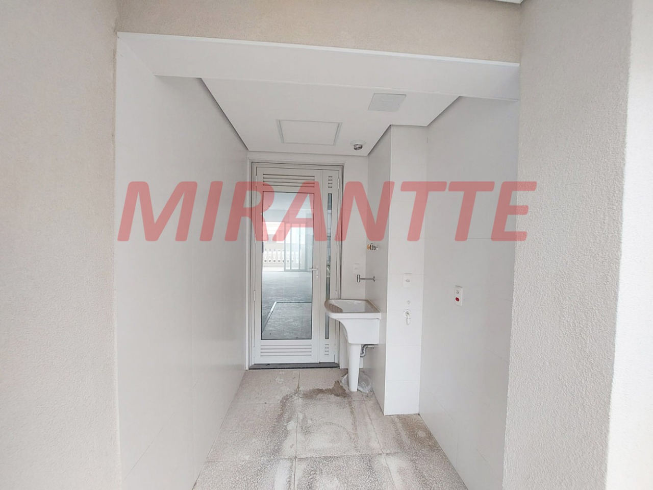 Apartamento de 107m² com 2 quartos em Vila Ester (Zona Norte)