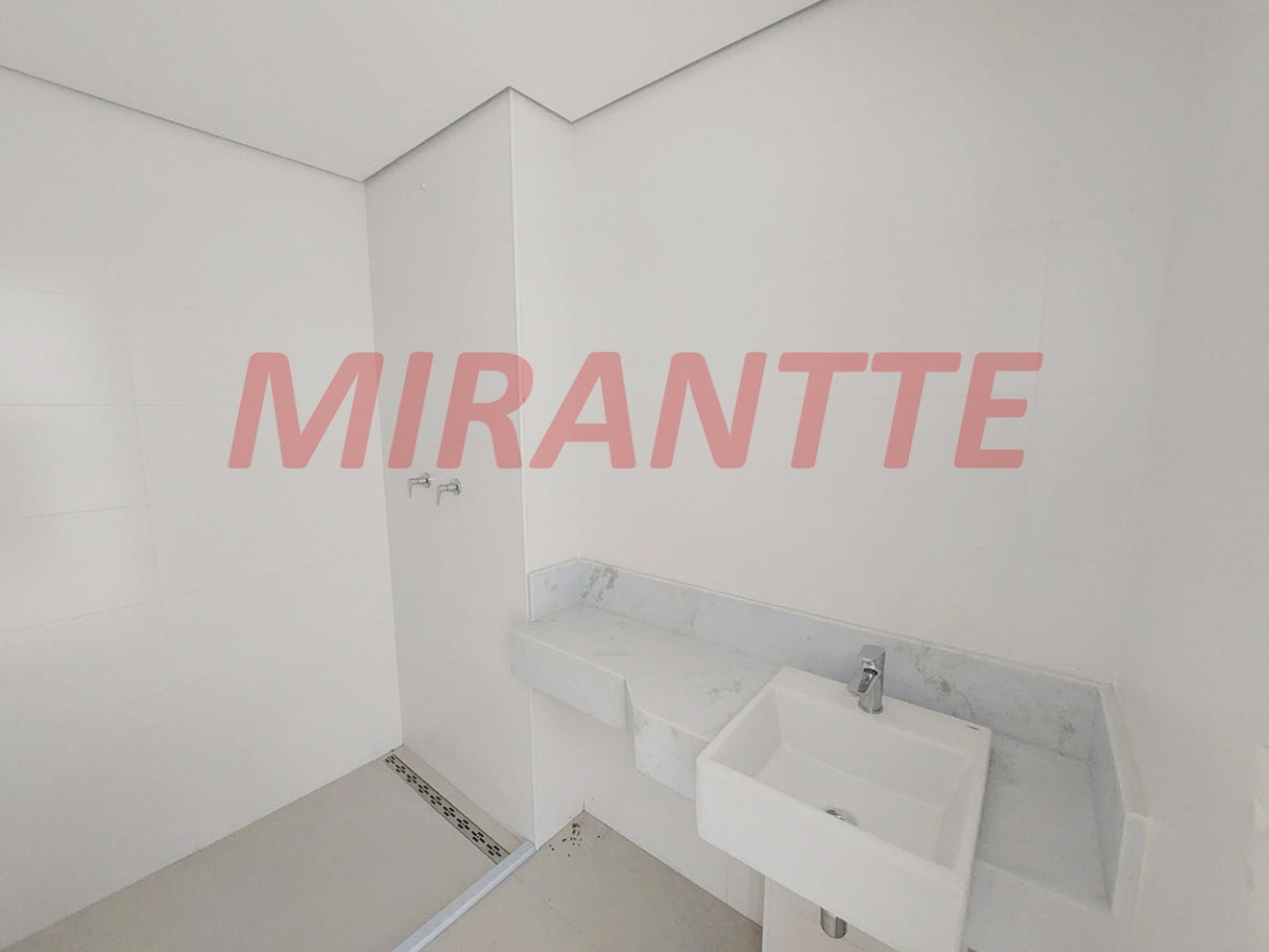 Apartamento de 107m² com 2 quartos em Vila Ester (Zona Norte)