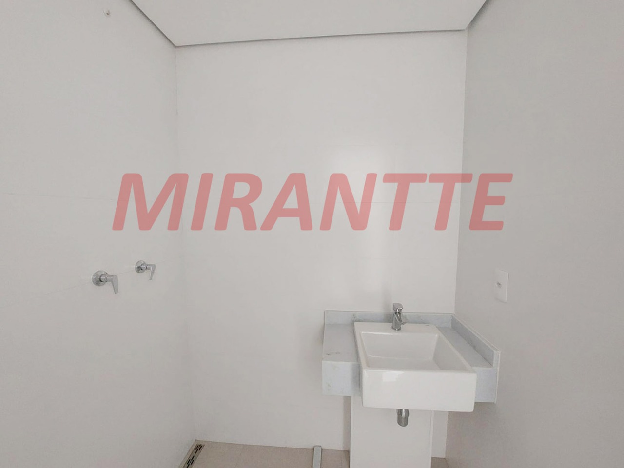Apartamento de 107m² com 2 quartos em Vila Ester (Zona Norte)