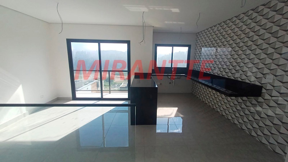 Sobrado de 171m² com 3 quartos em Portais (Polvilho)