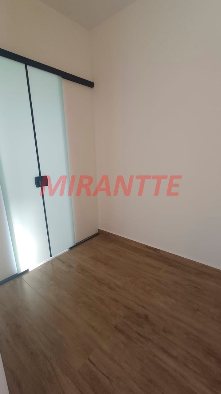 Sobrado de 171m² com 3 quartos em Portais (Polvilho)
