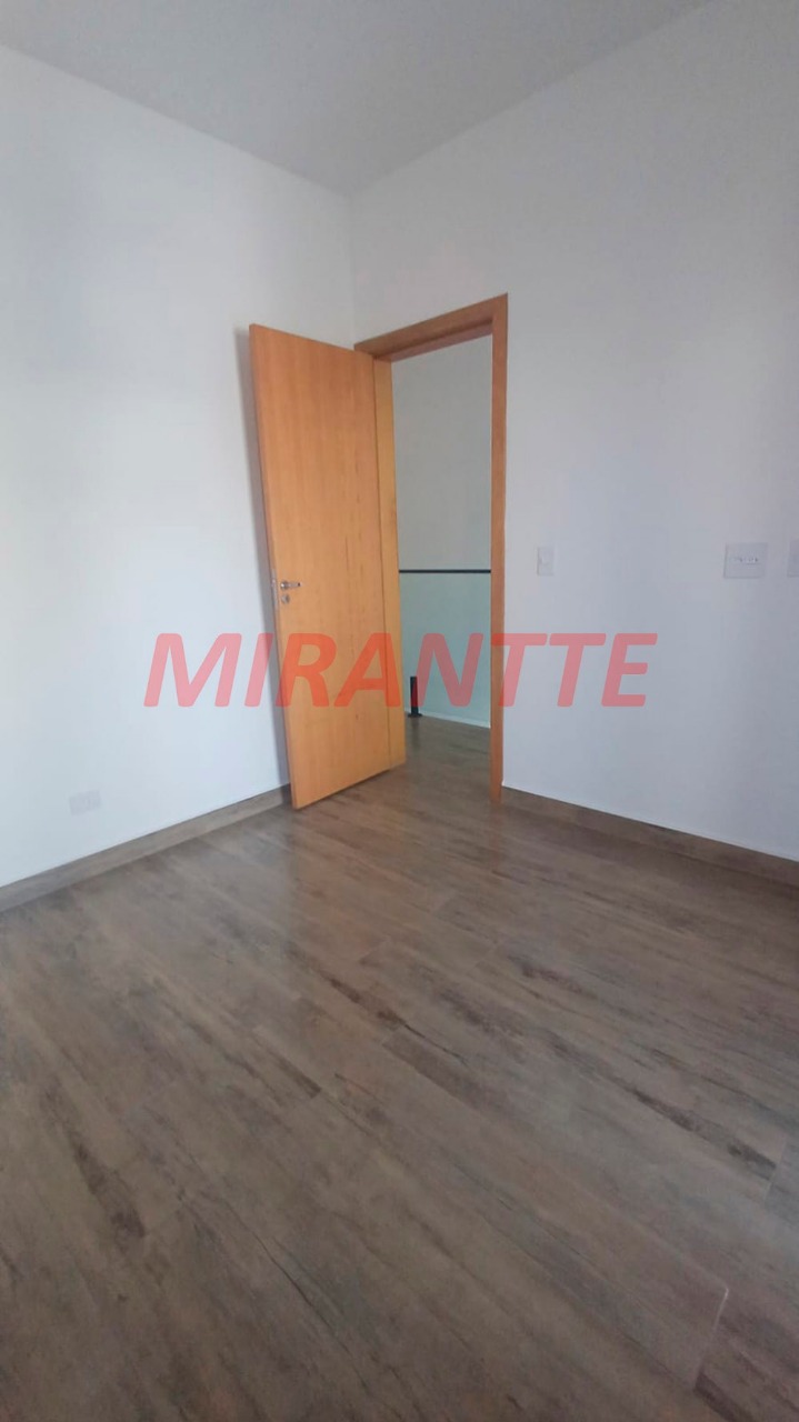 Sobrado de 171m² com 3 quartos em Portais (Polvilho)