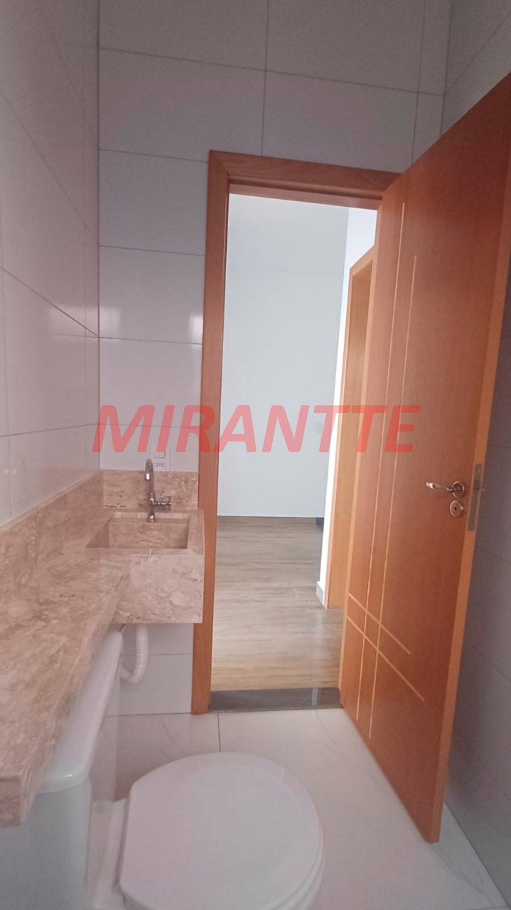 Sobrado de 171m² com 3 quartos em Portais (Polvilho)