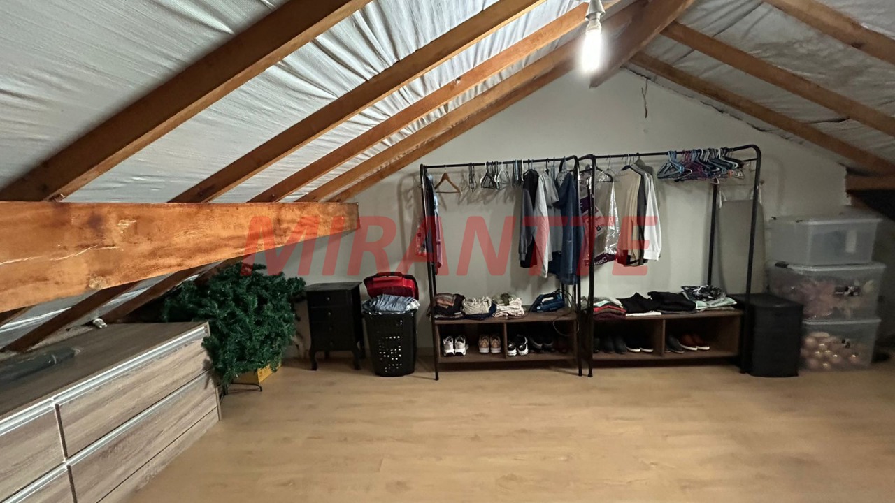 Cond. fechado de 100m² com 2 quartos em Casa Verde Média