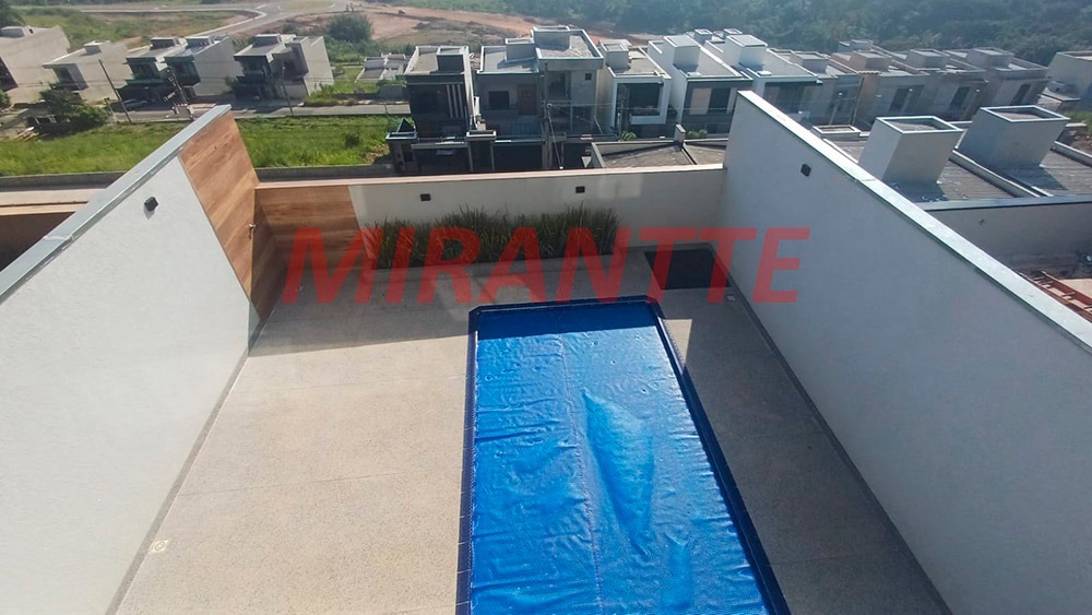 Sobrado de 171m² com 3 quartos em Portais (Polvilho)