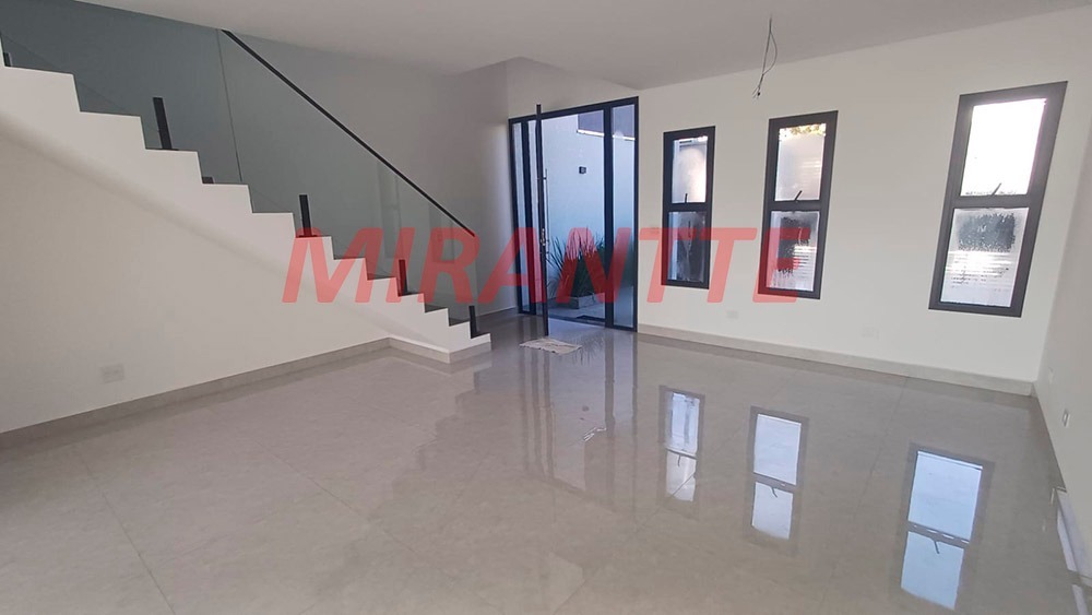 Sobrado de 171m² com 3 quartos em Portais (Polvilho)