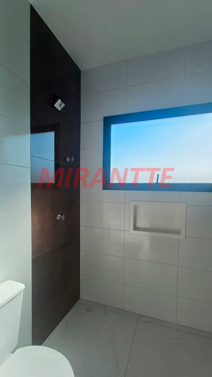 Sobrado de 171m² com 3 quartos em Portais (Polvilho)
