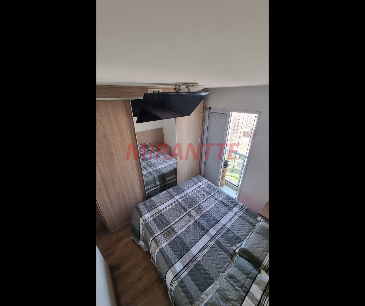 Apartamento de 64m² com 2 quartos em Santana