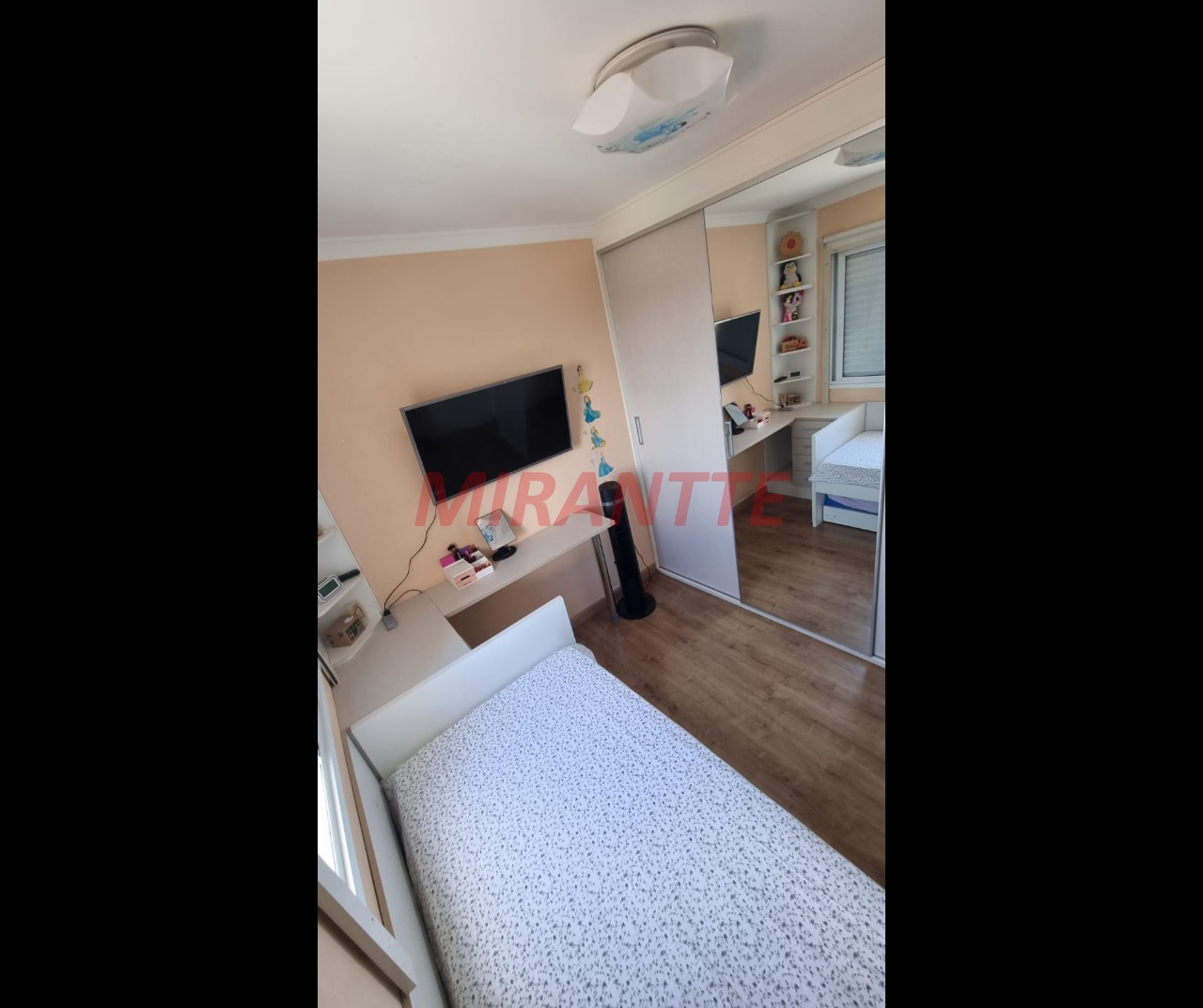 Apartamento de 64m² com 2 quartos em Santana