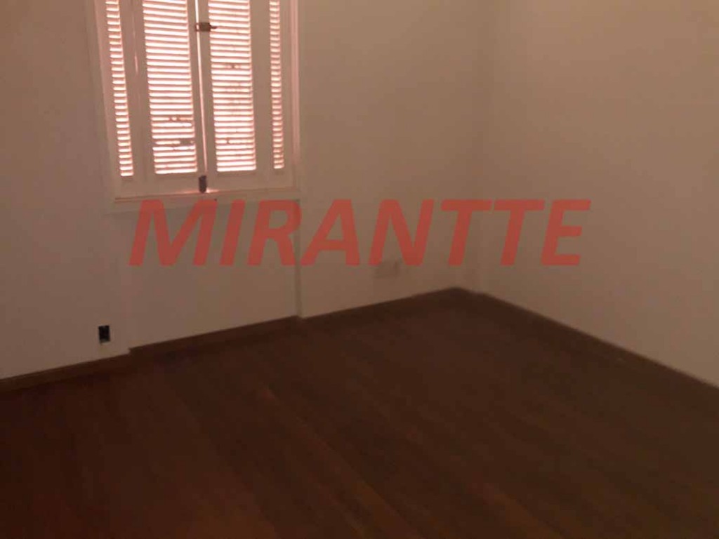Comercial de 600m² em Santana