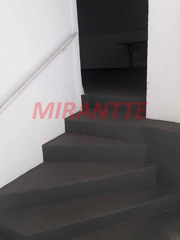 Comercial de 600m² em Santana