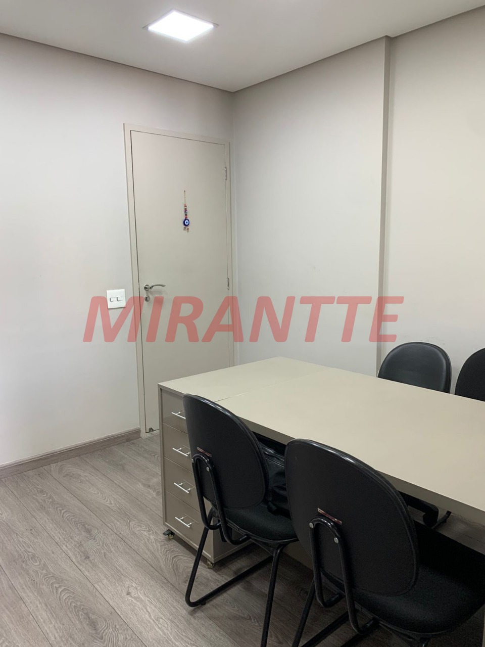 Comercial de 43m² em Santana