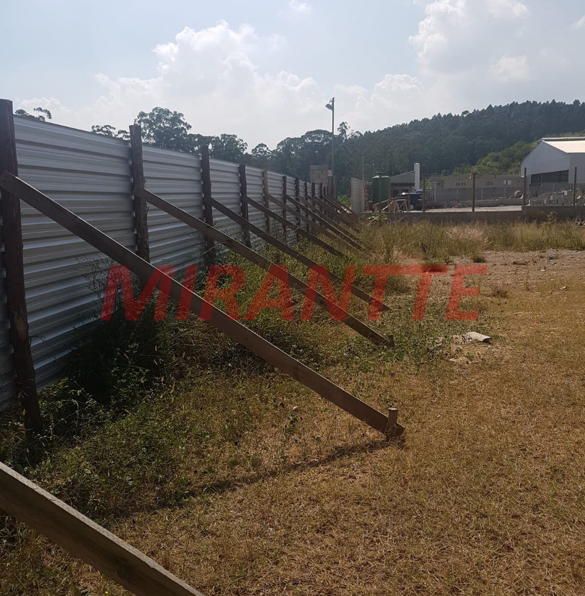Terreno de m² em Vila Rosina