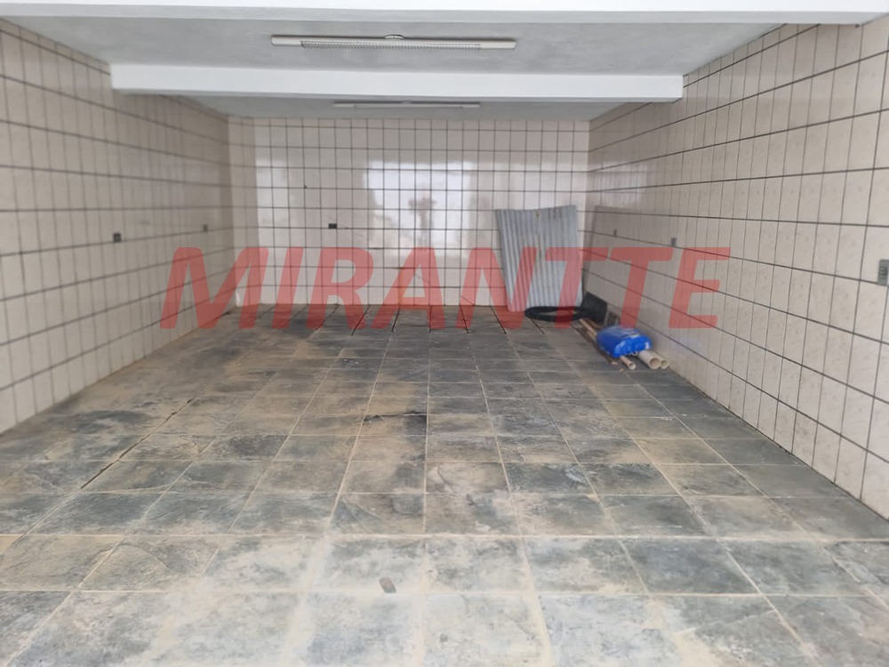 Sobrado de 430m² com 3 quartos em Jardim Guapíra