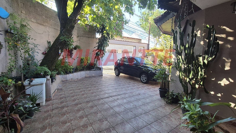 Casa terrea de 180m² com 3 quartos em Parque Boturussu