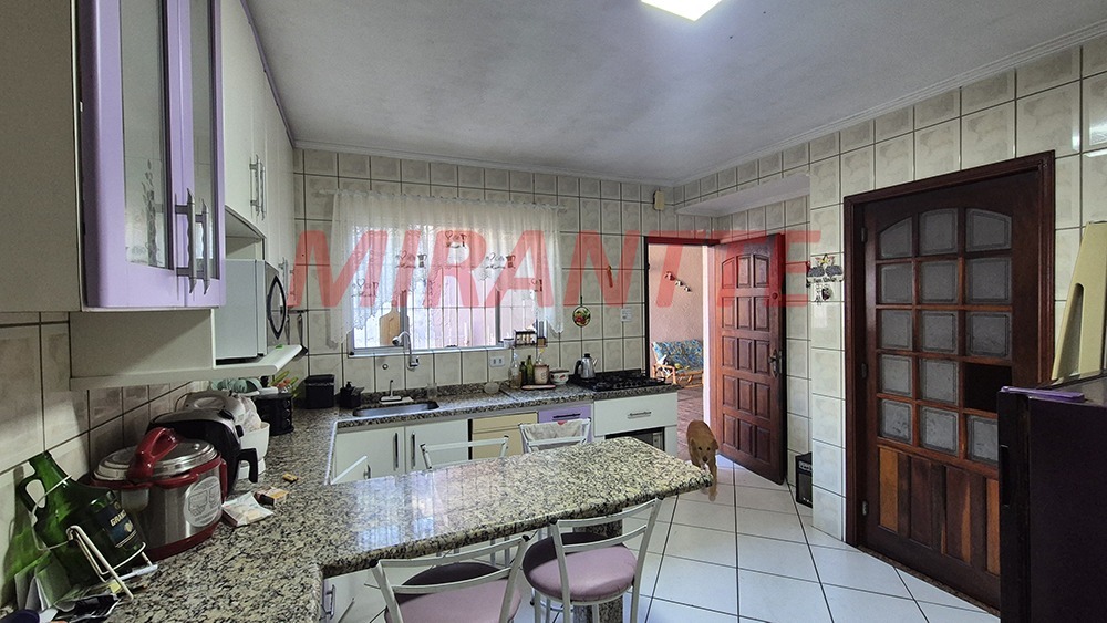 Casa terrea de 180m² com 3 quartos em Parque Boturussu
